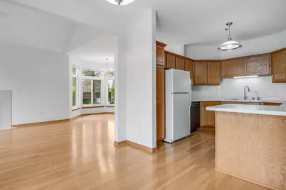18241 W Wisconsin Ave, Brookfield, WI 53045 - Photo 12