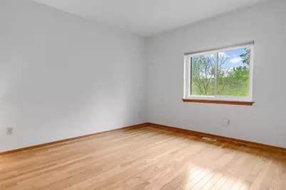 18241 W Wisconsin Ave, Brookfield, WI 53045 - Photo 18
