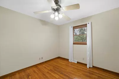 10456 S 92nd St, Franklin, WI 53132 - Photo 32