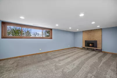10456 S 92nd St, Franklin, WI 53132 - Photo 24