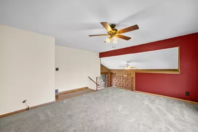10456 S 92nd St, Franklin, WI 53132 - Photo 14