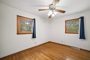 10456 S 92nd St, Franklin, WI 53132 - Photo 30