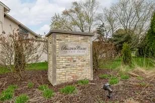 1132 W Baldwin Ct, Mequon, WI 53092 - Photo 4