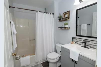 1132 W Baldwin Ct, Mequon, WI 53092 - Photo 28