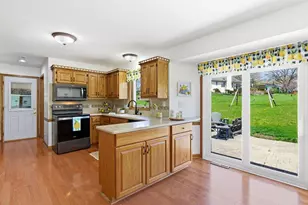W210N16600 Glencoe Ln, Jackson, WI 53037 - Photo 18