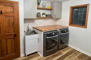 14695 W Meadowshire Dr, New Berlin, WI 53151 - Photo 12