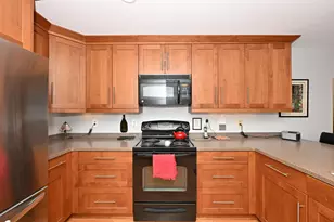 1600 W Green Tree Rd, Glendale, WI 53209 - Photo 4