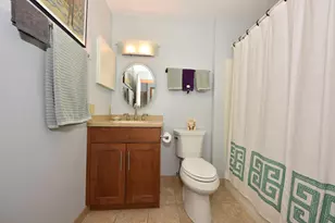 1600 W Green Tree Rd, Glendale, WI 53209 - Photo 16