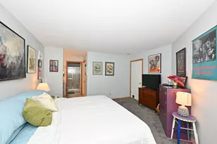 1600 W Green Tree Rd, Glendale, WI 53209 - Photo 12