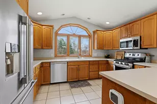 615 Sommer Dr, Sheboygan, WI 53081 - Photo 6