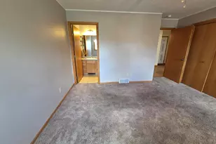 2209 Virginia Dr, Manitowoc, WI 54220 - Photo 16