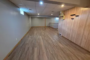 2209 Virginia Dr, Manitowoc, WI 54220 - Photo 18