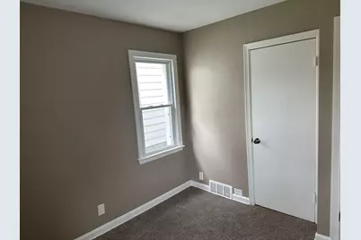 4576 N 30th St, Milwaukee, WI 53209 - Photo 10
