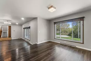 2003 S Valley Spring Dr, New Berlin, WI 53151 - Photo 20