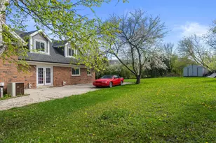 2003 S Valley Spring Dr, New Berlin, WI 53151 - Photo 14