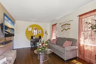2045 Quincy Ave, Racine, WI 53403 - Photo 2