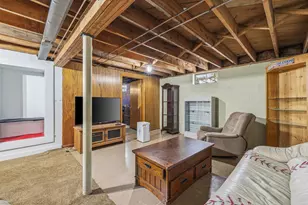 888 S 6th Ave, West Bend, WI 53095 - Photo 24