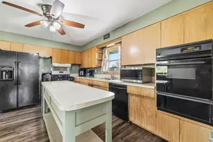 888 S 6th Ave, West Bend, WI 53095 - Photo 14