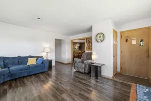 888 S 6th Ave, West Bend, WI 53095 - Photo 8