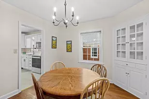722 Orchard St, Racine, WI 53405 - Photo 10