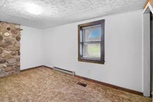 6909 Town Line Rd, Addison, WI 53090 - Photo 12