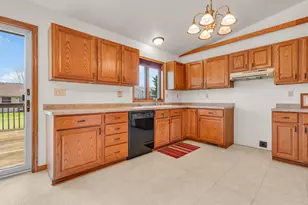 209 Beth Cir, Plymouth, WI 53073 - Photo 8
