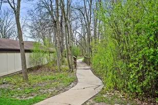 1654 S Carriage Ln, New Berlin, WI 53151 - Photo 24