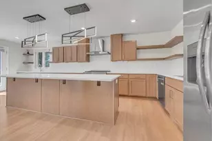 4939 Connemara Ct, Sheboygan, WI 53083 - Photo 4