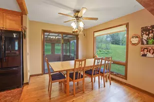 W293S3017 Ancestral Dr, Genesee, WI 53188 - Photo 12