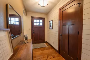 N25W27286 Fairmount Ct, Pewaukee, WI 53072 - Photo 4