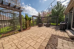 N25W27286 Fairmount Ct, Pewaukee, WI 53072 - Photo 30