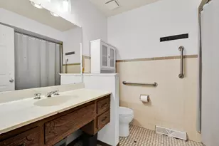 1513 Roosevelt Dr, West Bend, WI 53090 - Photo 20