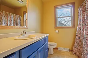 206 Sunset Ct, Mayville, WI 53050 - Photo 18