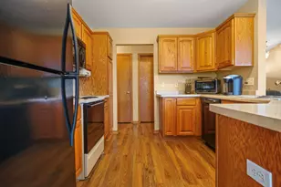 206 Sunset Ct, Mayville, WI 53050 - Photo 10