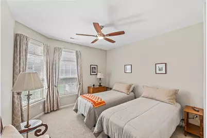 W179N11507  Blackstone Cir, Germantown, WI 53022 - Photo 28