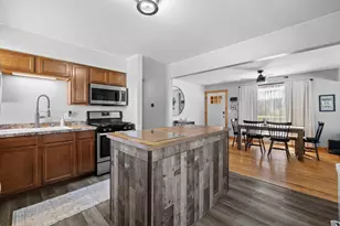 10227 8th Ave, Pleasant Prairie, WI 53158 - Photo 10