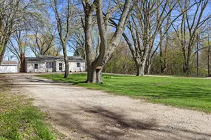 10227 8th Ave, Pleasant Prairie, WI 53158 - Photo 2