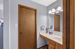 N82W13506 Fond Du Lac Ave, Menomonee Falls, WI 53051 - Photo 20