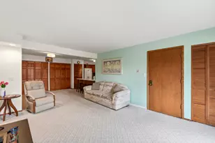 N82W13506 Fond Du Lac Ave, Menomonee Falls, WI 53051 - Photo 12