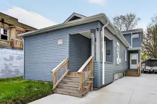 1307 Center St, Racine, WI 53403 - Photo 2