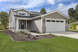 4401 122nd St, Pleasant Prairie, WI 53158 - Photo 2