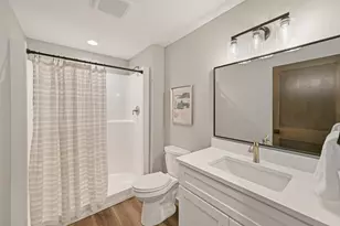 254 River Oaks Cir, Delafield, WI 53018 - Photo 34