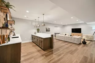 254 River Oaks Cir, Delafield, WI 53018 - Photo 36