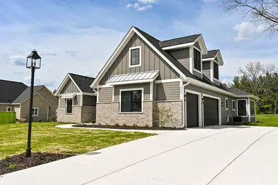 254  River Oaks Cir, Delafield, WI 53018 - Photo 46