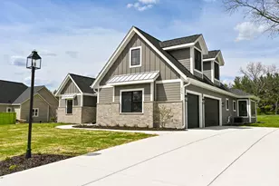254 River Oaks Cir, Delafield, WI 53018 - Photo 46