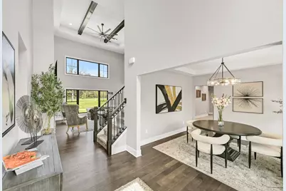 254  River Oaks Cir, Delafield, WI 53018 - Photo 4