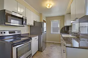 7526 38th Ave, Kenosha, WI 53142 - Photo 6