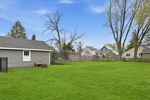 323 S Worthington St, Oconomowoc, WI 53066 - Photo 30
