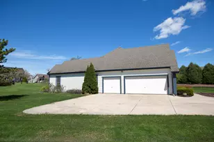 4726 W Jenna Ct, Franklin, WI 53132 - Photo 30
