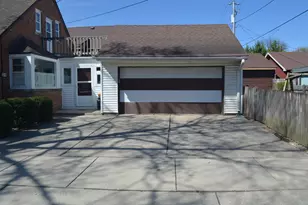 2602 N 73rd St, Wauwatosa, WI 53213 - Photo 2